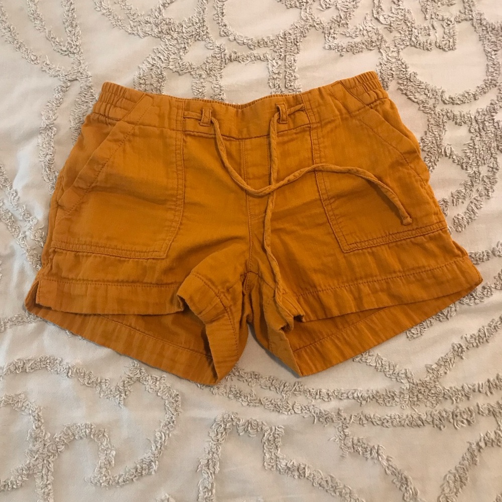 Old Navy Mid-Rose Soft Twill Utility Shorts